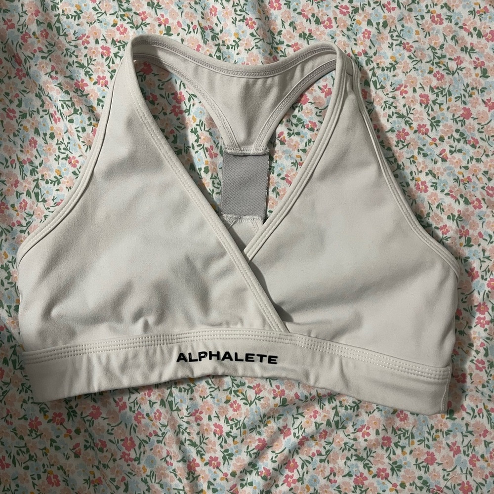 Alphalete Women's Racerback Sports Bra
